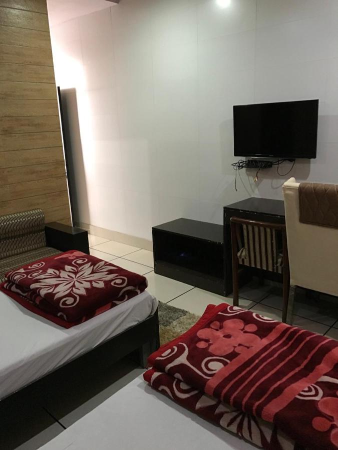 Hotel Natraj Bulandshahr Zewnętrze zdjęcie