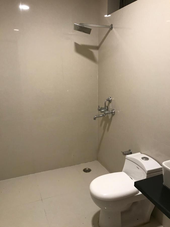 Hotel Natraj Bulandshahr Zewnętrze zdjęcie