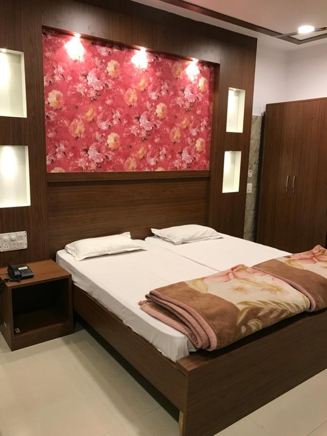 Hotel Natraj Bulandshahr Zewnętrze zdjęcie